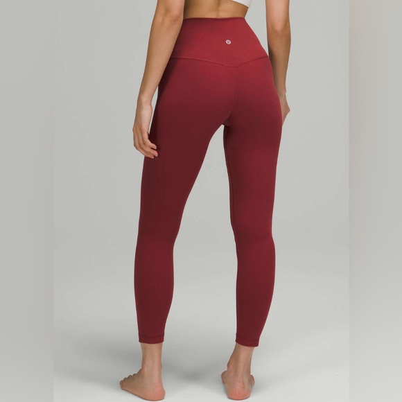 #118 NWT Lululemon Align High-Rise Pant 25"
Mulled Wine Sz 14 - Picture 2 of 10